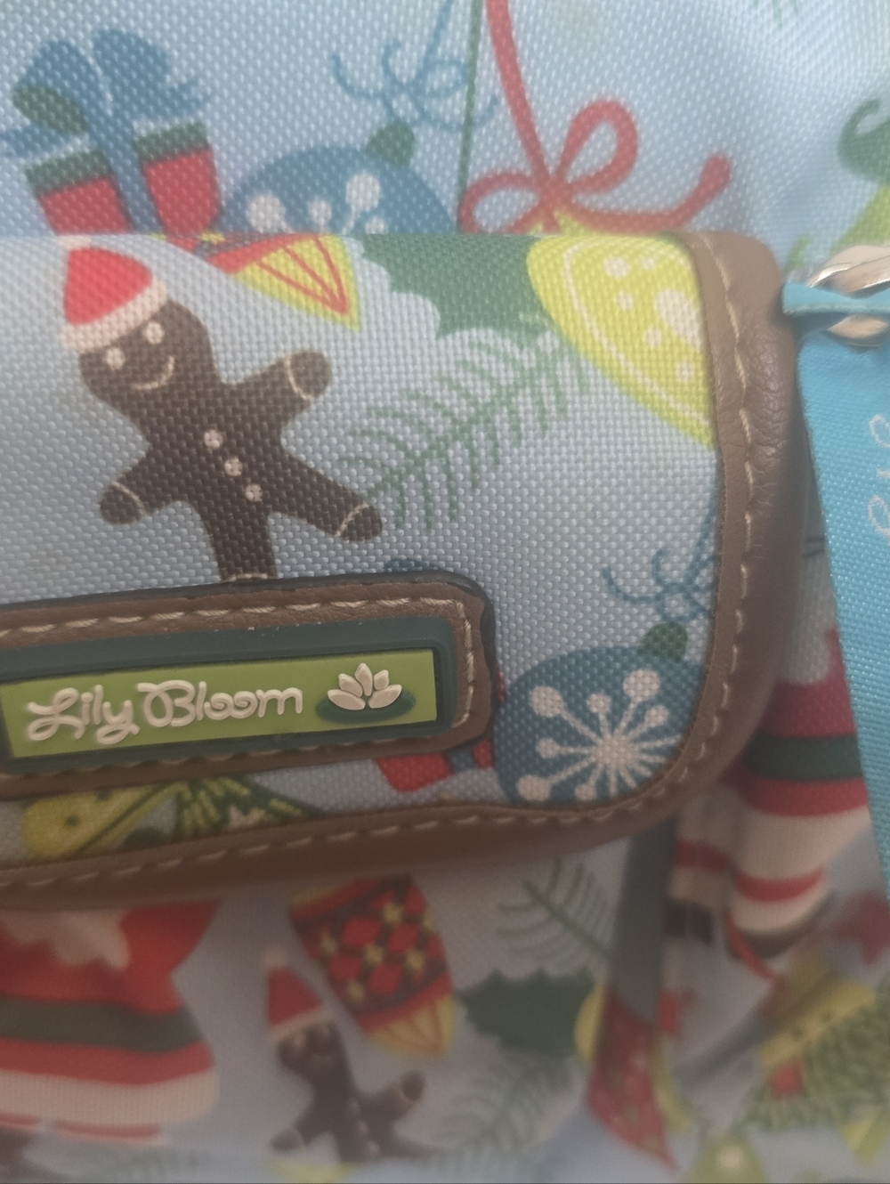 Lily Bloom Christmas Crossbody Bag Holiday Print Multi Pocket Blue Vegan Leather - Picture 7 of 7